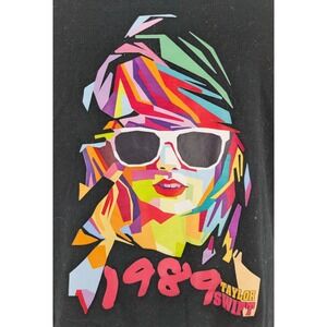 Taylor Swift Black Tee Shirt 1989 Graphic Short Sleeve Cotton  Swifties Sz card